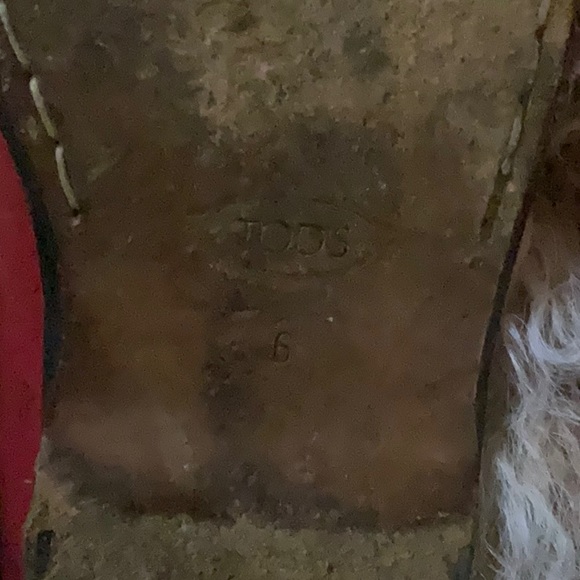 “TOD’S” GOMMINO Red Leather Slip On Driving Style Studded Detail Loafer. - Picture 14 of 16